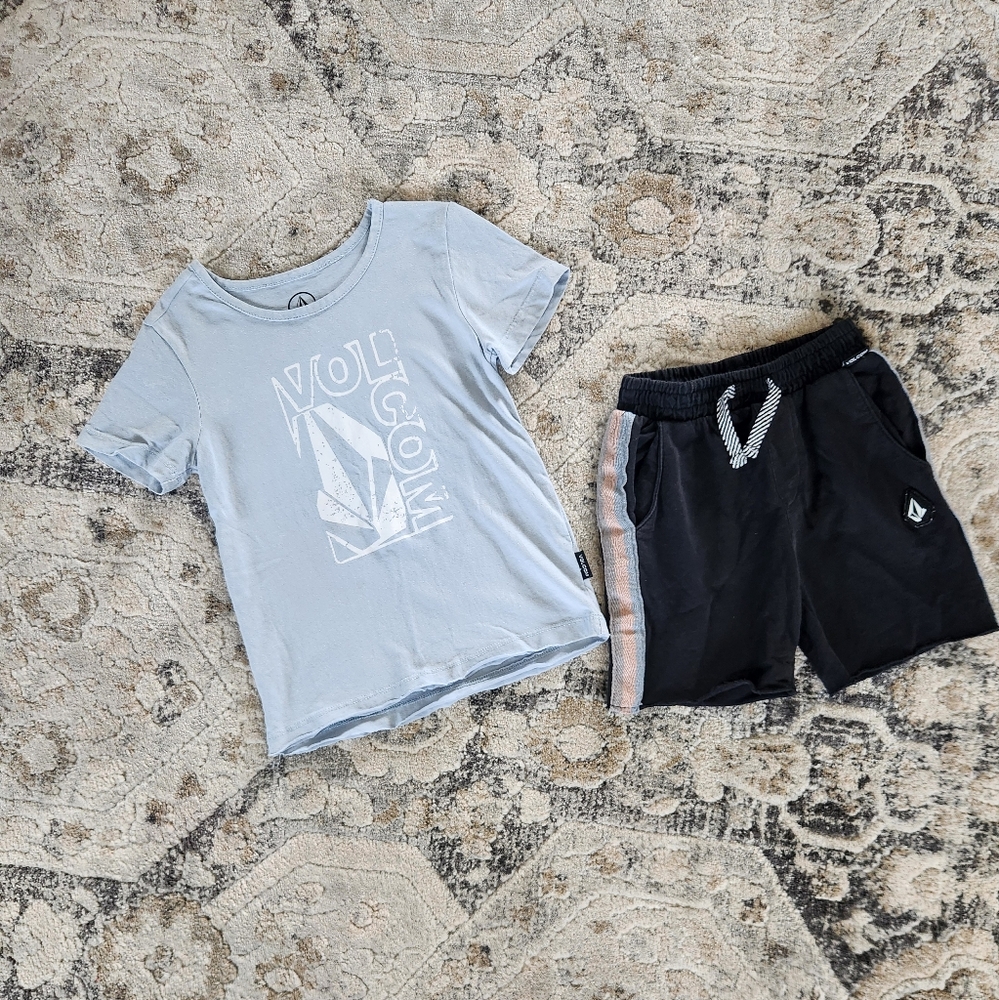 Volcom Sky Blue Tee and Black Shorts Size 3T